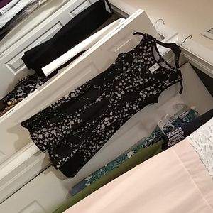 Ann Taylor dress size 0 black with off-white gray